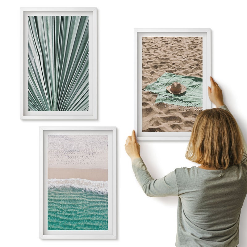 Galeria ścienna 3-częściowy komplet obrazów w białych ramach - Wakacyjne widoki letnie na plaży nad morzem - ArtPrintCave