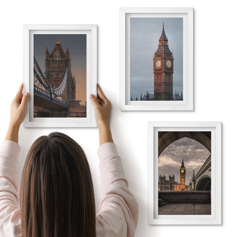 Galeria ścienna 3-częściowy komplet obrazów w białych ramach - Widoki Londynu z mostem i zegarem Big Benem - ArtPrintCave