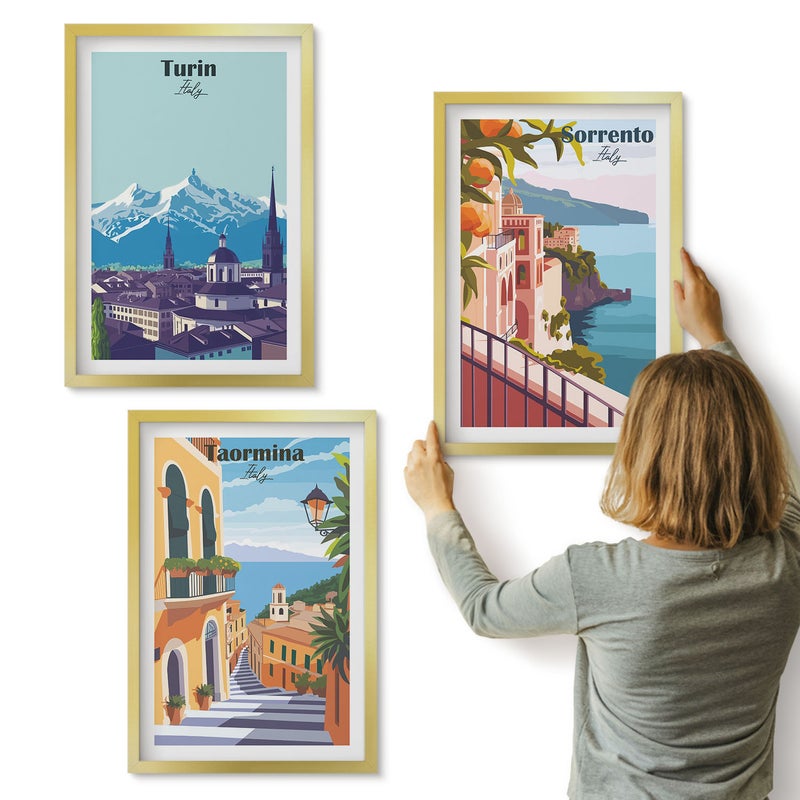 Galeria ścienna 3-częściowy komplet obrazów w złotych ramach - Kolorowe ilustracyjne widoki miast w stylu retro - ArtPrintCave