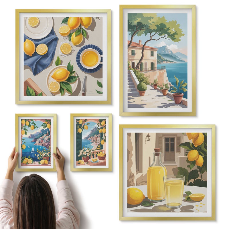 Galeria ścienna 5-częściowy komplet obrazów w złotych ramach - Cytryny z widokiem na malownicze krajobrazy - ArtPrintCave