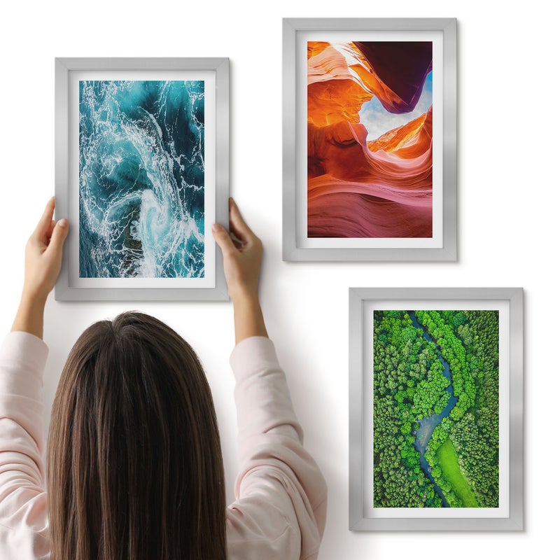 Galeria ścienna 3-częściowy komplet obrazów w srebrnych ramach - Woda w ruchu kanion i zieleń lasu natura - ArtPrintCave