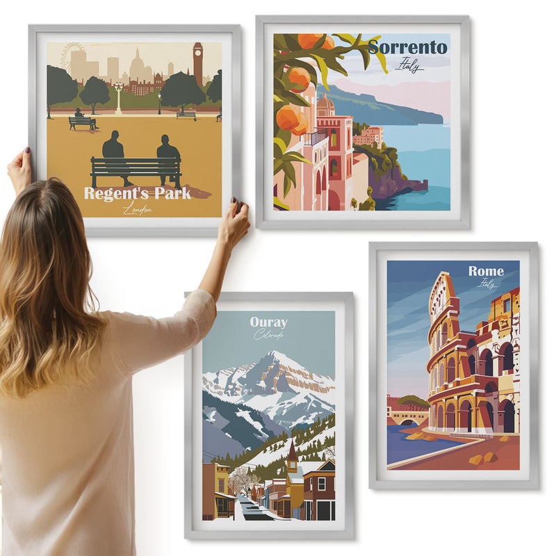 Galeria ścienna 4-częściowy komplet obrazów w srebrnych ramach - Retro ilustracje znanych rejonów świata - ArtPrintCave