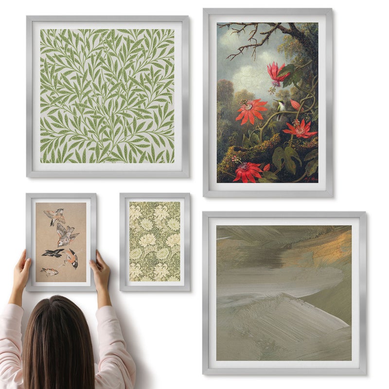 Galeria ścienna 5-częściowy komplet obrazów w srebrnych ramach - Kwiaty i ptaki w naturalnych motywach dekoracyjnych - ArtPrintCave