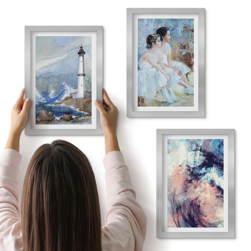 Galeria ścienna 3-częściowy komplet obrazów w srebrnych ramach - Malowana latarnia morska abstrakcja i tancerki - ArtPrintCave