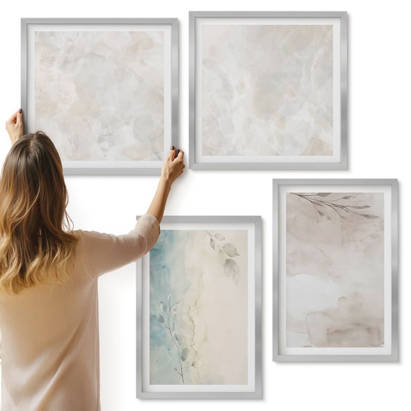 Galeria ścienna 4-częściowy komplet obrazów w srebrnych ramach - Subtelne akwarelowe tekstura malarska - ArtPrintCave