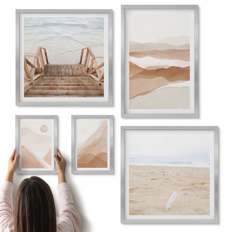 Galeria ścienna 5-częściowy komplet obrazów w srebrnych ramach - Minimalistyczne krajobrazy plażowe i górskie w odcieniach natury - ArtPrintCave