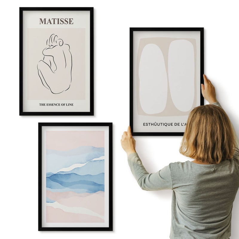Galeria ścienna 3-częściowy komplet obrazów w czarnych ramach - Abstrakcyjne formy i delikatne kolory Matisse - ArtPrintCave