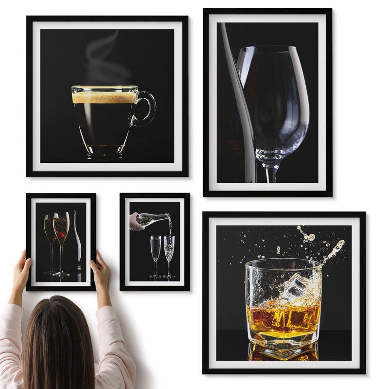 Galeria ścienna 5-częściowy komplet obrazów w czarnych ramach - Koktajle i napoje w eleganckim stylu barowym - ArtPrintCave