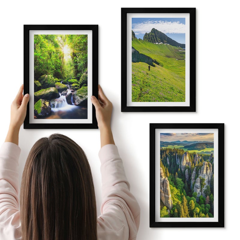 Galeria ścienna 3-częściowy komplet obrazów w czarnych ramach - Zielone krajobrazy górskie z wodospadem i lasem - ArtPrintCave