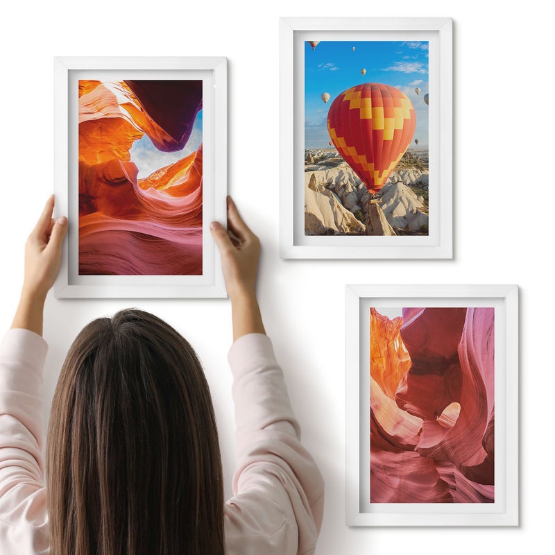 Galeria ścienna 3-częściowy komplet obrazów w białych ramach - Krajobrazy pustynnych wąwozów i lot balonem - ArtPrintCave