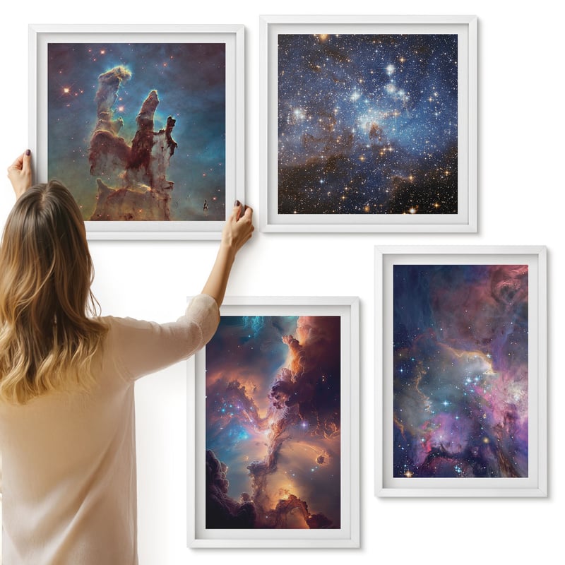 Galeria ścienna 4-częściowy komplet obrazów w białych ramach - Kosmiczne pejzaże z gwiazdami i mgławicami - ArtPrintCave
