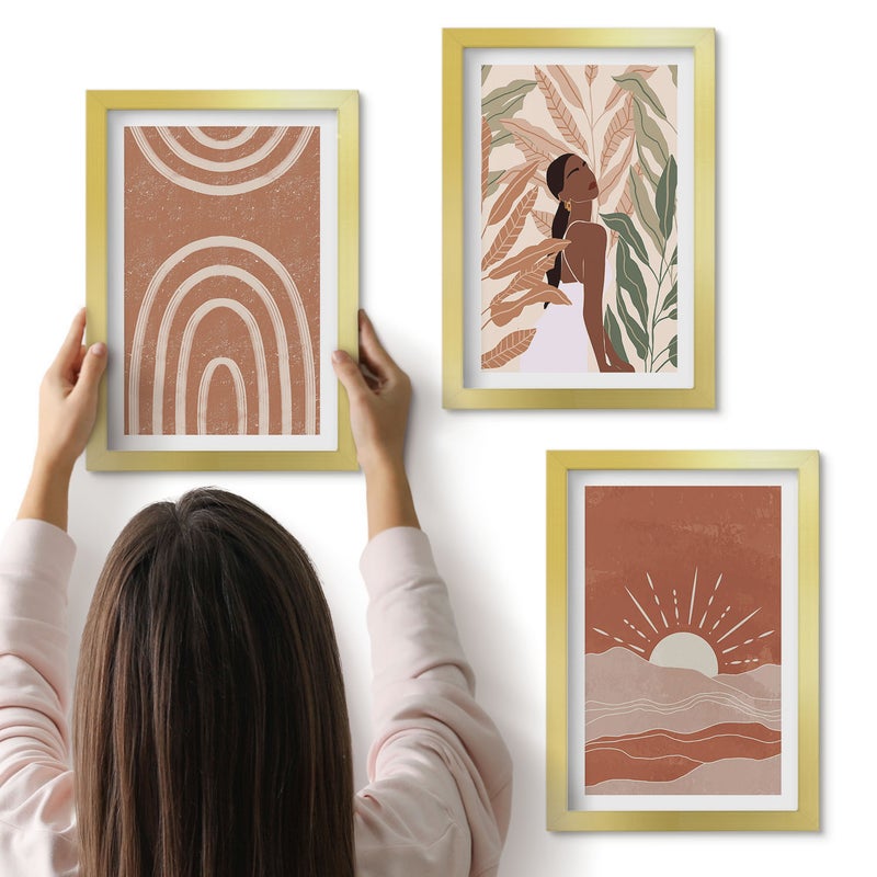 Galeria ścienna 3-częściowy komplet obrazów w złotych ramach - Boho abstrakcyjne kształty i ilustracje - ArtPrintCave