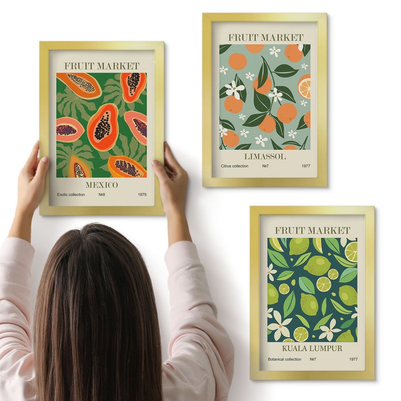 Galeria ścienna 3-częściowy komplet obrazów w złotych ramach - Owocowe wzory postery w stylu vintage - ArtPrintCave