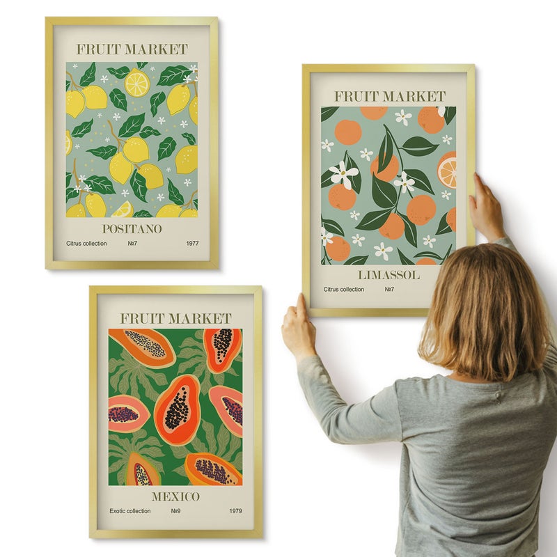 Galeria ścienna 3-częściowy komplet obrazów w złotych ramach - Owocowe postery cytryny papaje mandarynki kwiaty - ArtPrintCave