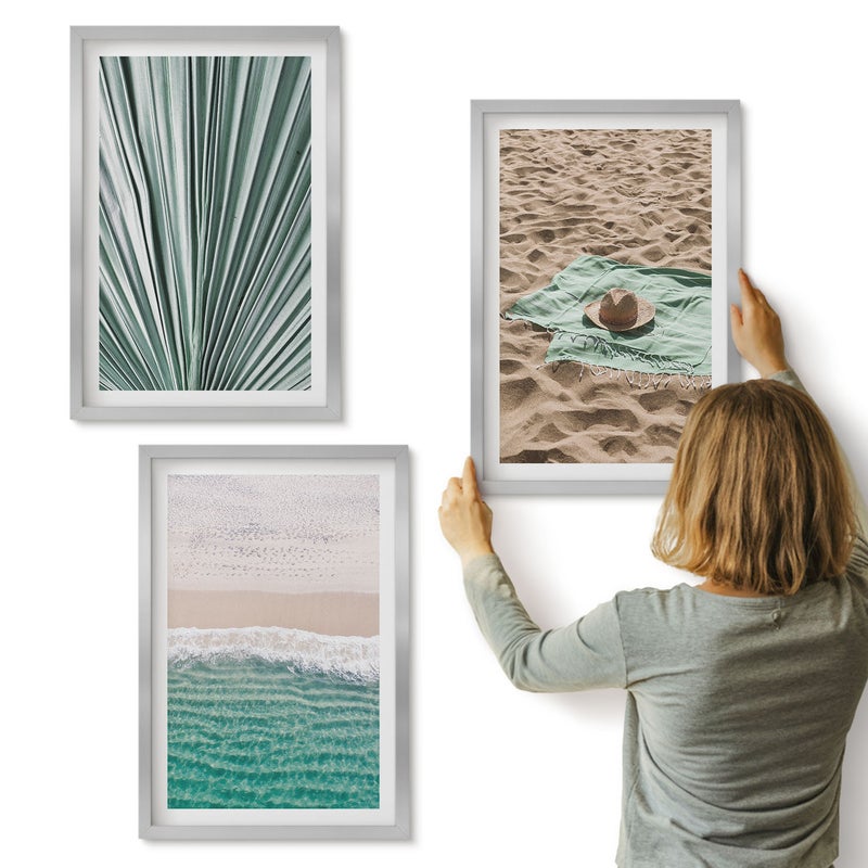 Galeria ścienna 3-częściowy komplet obrazów w srebrnych ramach - Wakacyjne widoki letnie na plaży nad morzem - ArtPrintCave