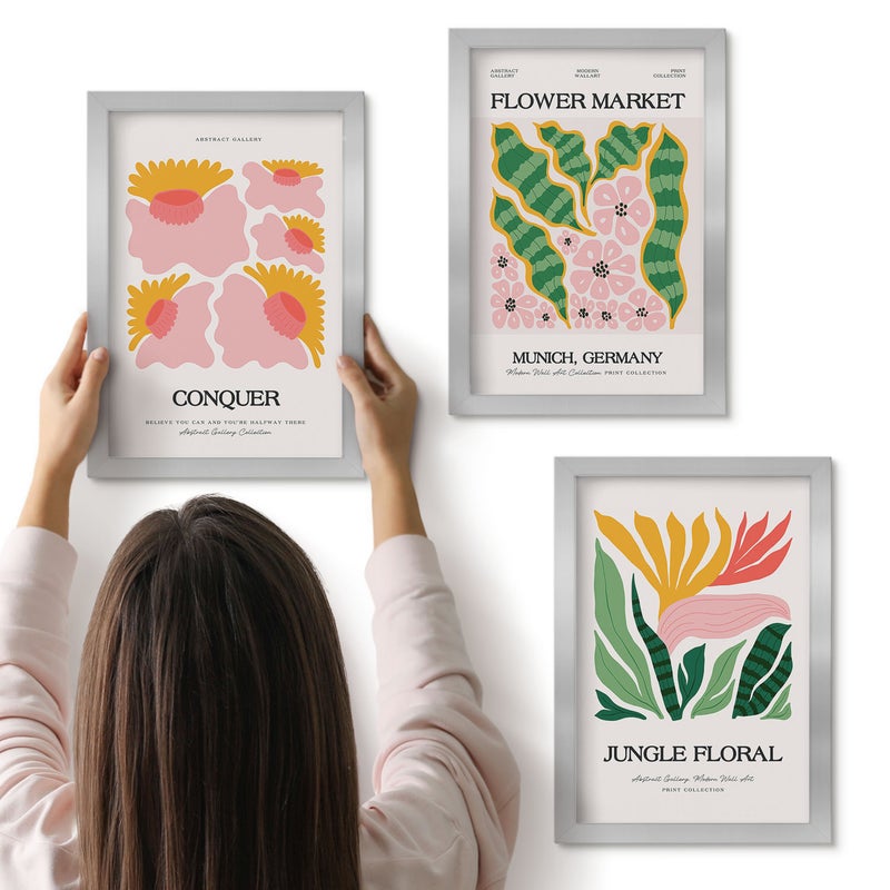 Galeria ścienna 3-częściowy komplet obrazów w srebrnych ramach - Kwiaty i liście w stylu nowoczesnym postery - ArtPrintCave