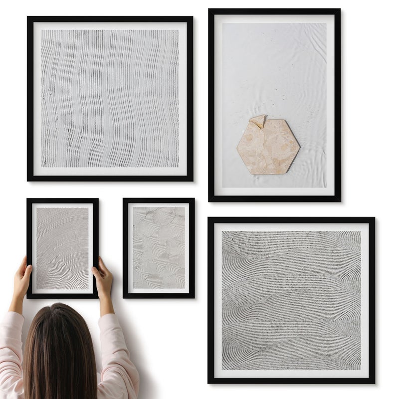 Galeria ścienna 5-częściowy komplet obrazów w czarnych ramach - Jasne tekstury na piasku styl boho delikatny - ArtPrintCave