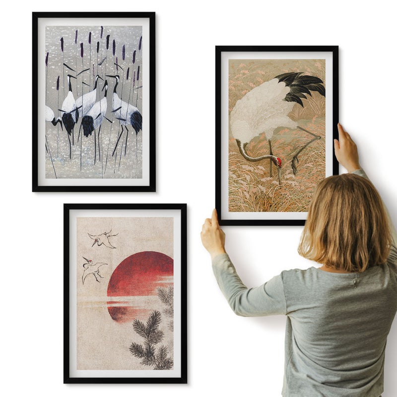 Galeria ścienna 3-częściowy komplet obrazów w czarnych ramach - Japońskie ilustracje żurawi krajobraz japandi - ArtPrintCave