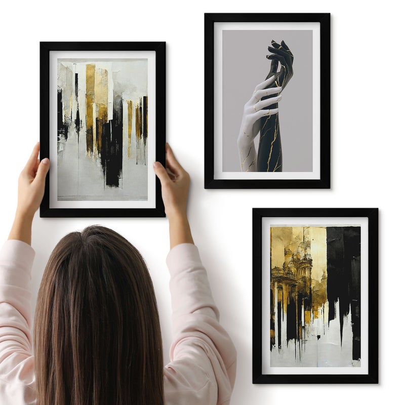 Galeria ścienna 3-częściowy komplet obrazów w czarnych ramach - Abstrakcyjne wzory malarskie i dwie ręce - ArtPrintCave