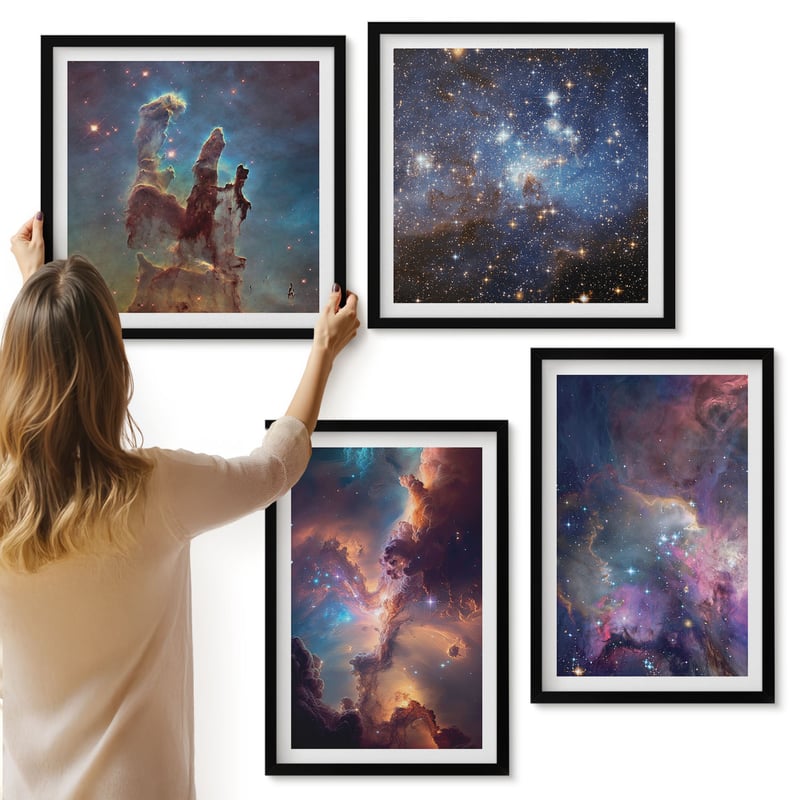 Galeria ścienna 4-częściowy komplet obrazów w czarnych ramach - Kosmiczne pejzaże z gwiazdami i mgławicami - ArtPrintCave