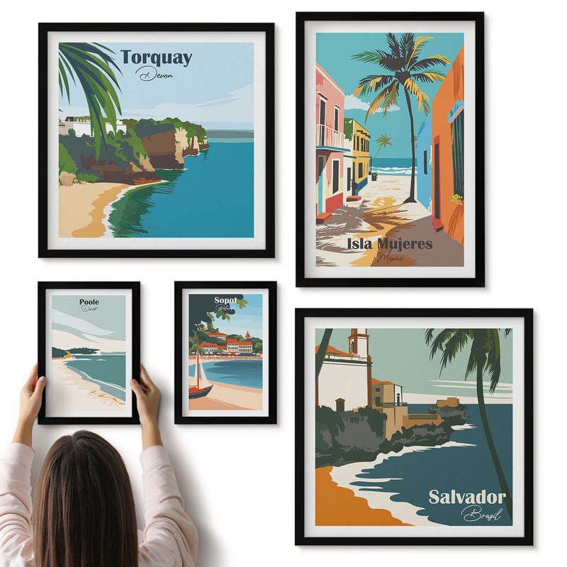 Galeria ścienna 5-częściowy komplet obrazów w czarnych ramach - Kolorowe widoki na nadmorskie miejscowości i plaże - ArtPrintCave