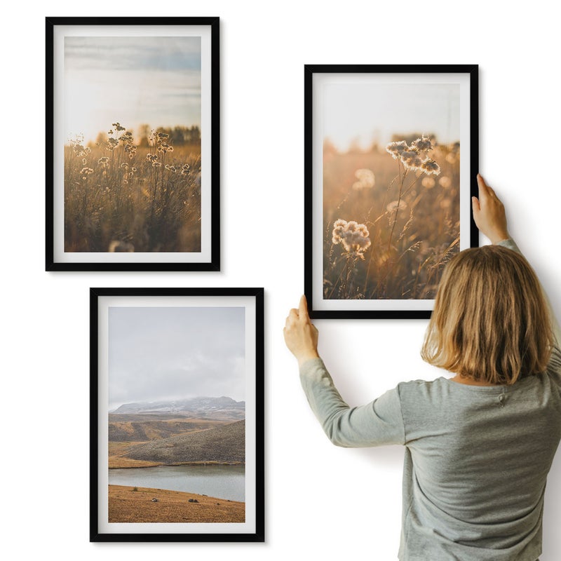 Galeria ścienna 3-częściowy komplet obrazów w czarnych ramach - Krajobrazy z łąkami górami i jeziorem w tle - ArtPrintCave