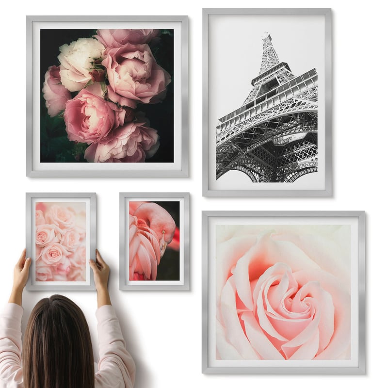 Galeria ścienna 5-częściowy komplet obrazów w srebrnych ramach - Różowe róże i wieża Eiffla w stylu romantycznym - ArtPrintCave