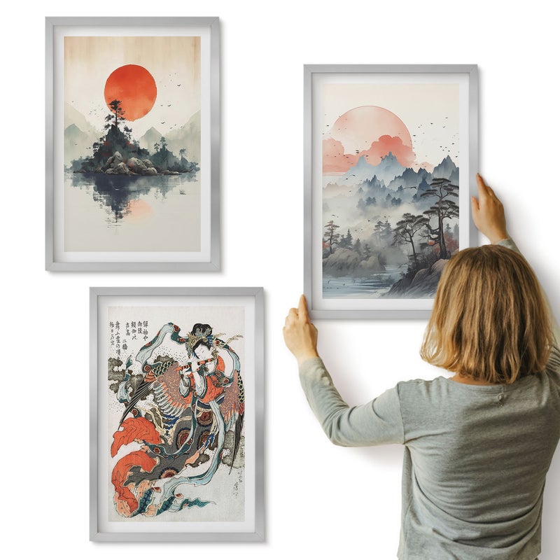 Galeria ścienna 3-częściowy komplet obrazów w srebrnych ramach - Azjatyckie malunki pejzaże i portret w stylu japandi - ArtPrintCave