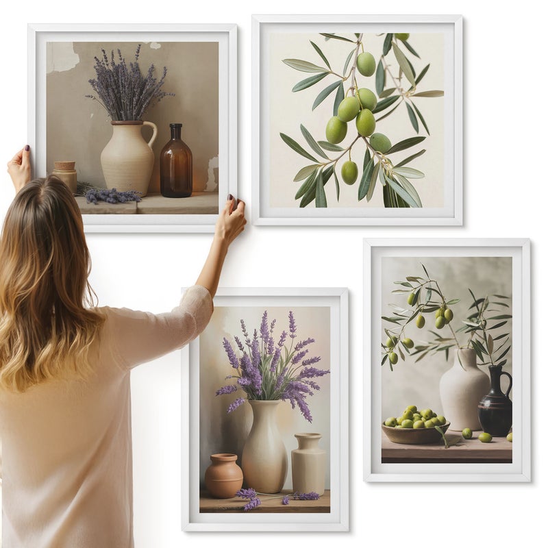 Galeria ścienna 4-częściowy komplet obrazów w białych ramach - Kwiaty w wazonach oliwki i naturalne dekoracje - ArtPrintCave