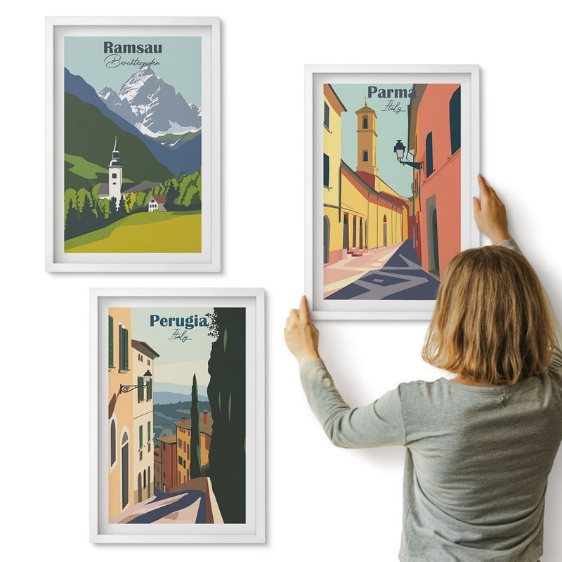 Galeria ścienna 3-częściowy komplet obrazów w białych ramach - Pejzaże górskie i uliczki włoskich miast - ArtPrintCave