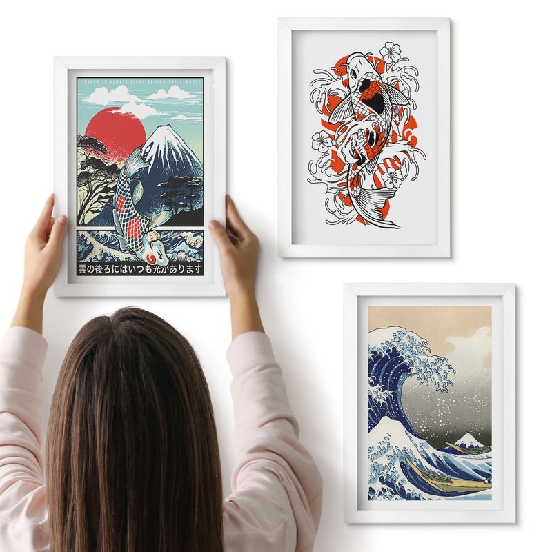 Galeria ścienna 3-częściowy komplet obrazów w białych ramach - Ilustracje gór ryb i Wielkiej Fali w Kanagawie styl japoński - ArtPrintCave