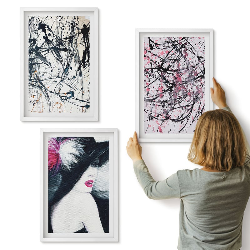 Galeria ścienna 3-częściowy komplet obrazów w białych ramach - Abstrakcyjne wzory farb kobieta w kapeluszu - ArtPrintCave