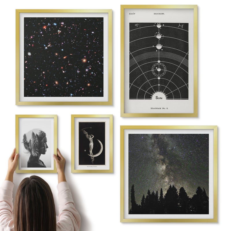 Galeria ścienna 5-częściowy komplet obrazów w złotych ramach - Kosmiczne inspiracje galaktyki i tajemnice wszechświata - ArtPrintCave