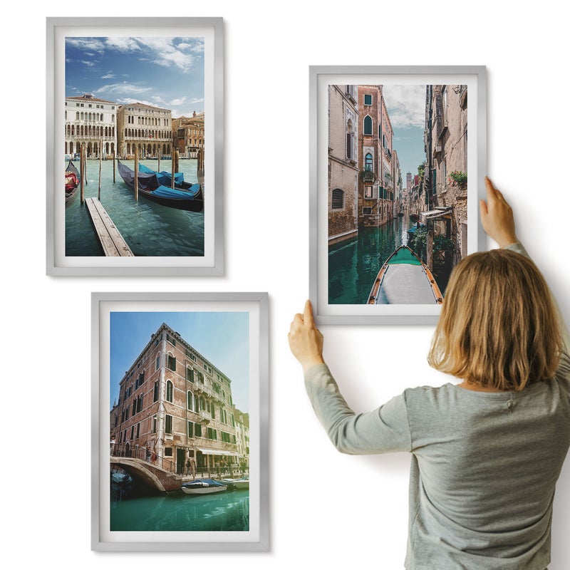 Galeria ścienna 3-częściowy komplet obrazów w srebrnych ramach - Widoki Wenecji z kanałami i architekturą miejską - ArtPrintCave