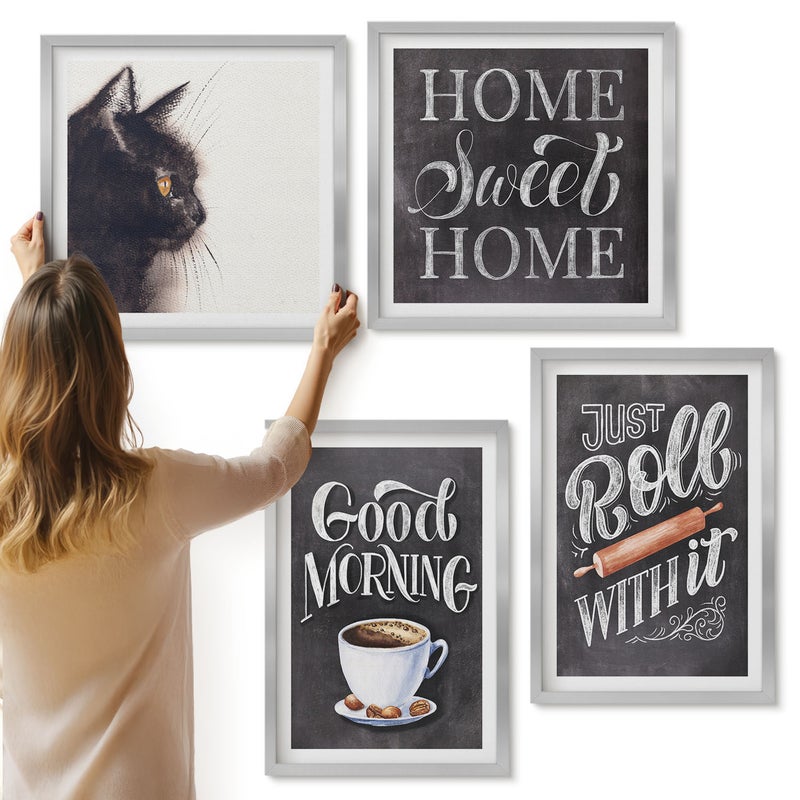 Galeria ścienna 4-częściowy komplet obrazów w srebrnych ramach - Domowe motywy kuchenne napisy na tablicy kot - ArtPrintCave
