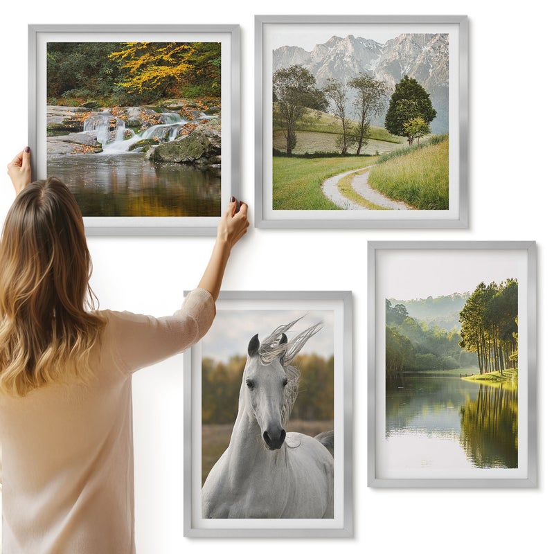 Galeria ścienna 4-częściowy komplet obrazów w srebrnych ramach - Białe konie nad rzeką krajobraz natury - ArtPrintCave