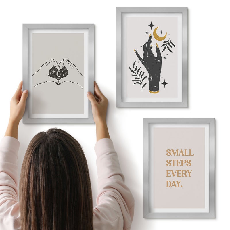 Galeria ścienna 3-częściowy komplet obrazów w srebrnych ramach - Minimalistyczne ilustracje inspirujący tekst boho - ArtPrintCave