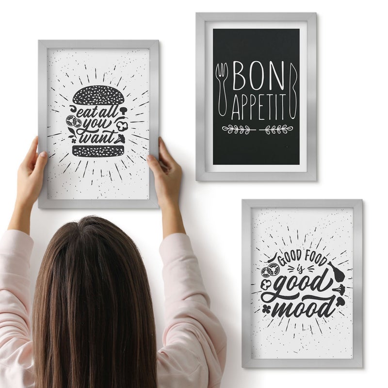 Galeria ścienna 3-częściowy komplet obrazów w srebrnych ramach - Grafika z jedzeniem i hasłami kulinarnymi - ArtPrintCave
