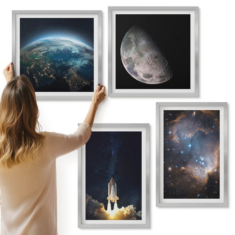 Galeria ścienna 4-częściowy komplet obrazów w srebrnych ramach - Kosmos Ziemia rakieta galaktyka niebo gwiazdy - ArtPrintCave