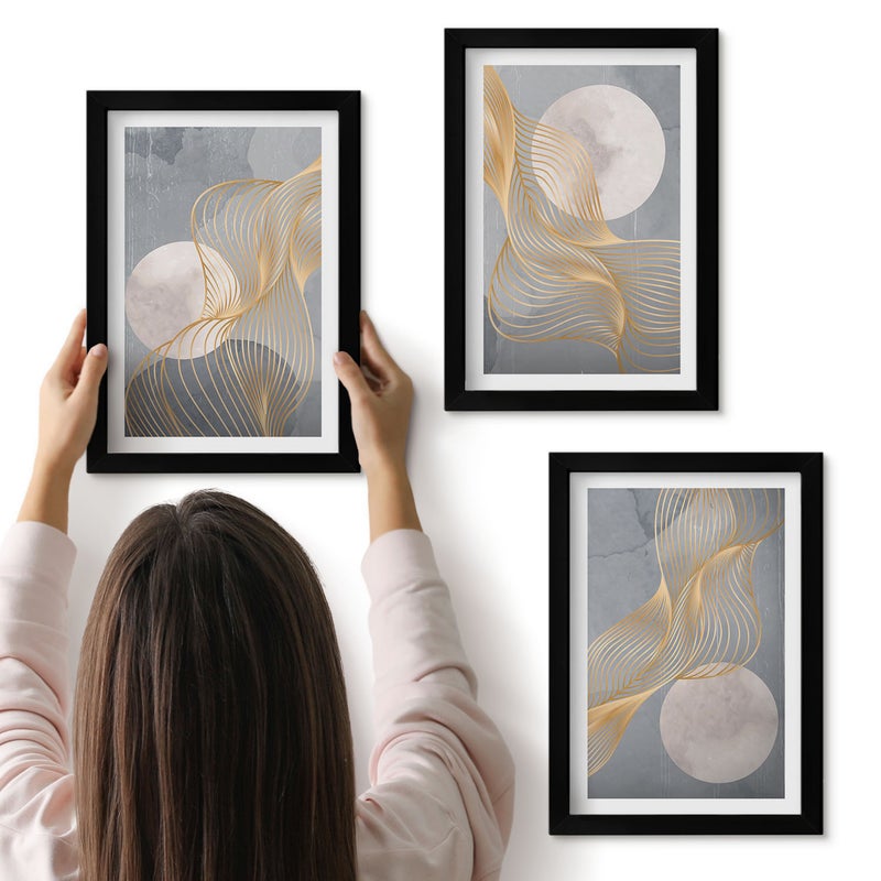 Galeria ścienna 3-częściowy komplet obrazów w czarnych ramach - Abstrakcyjne wzory z falami i okręgami na szarym tle - ArtPrintCave