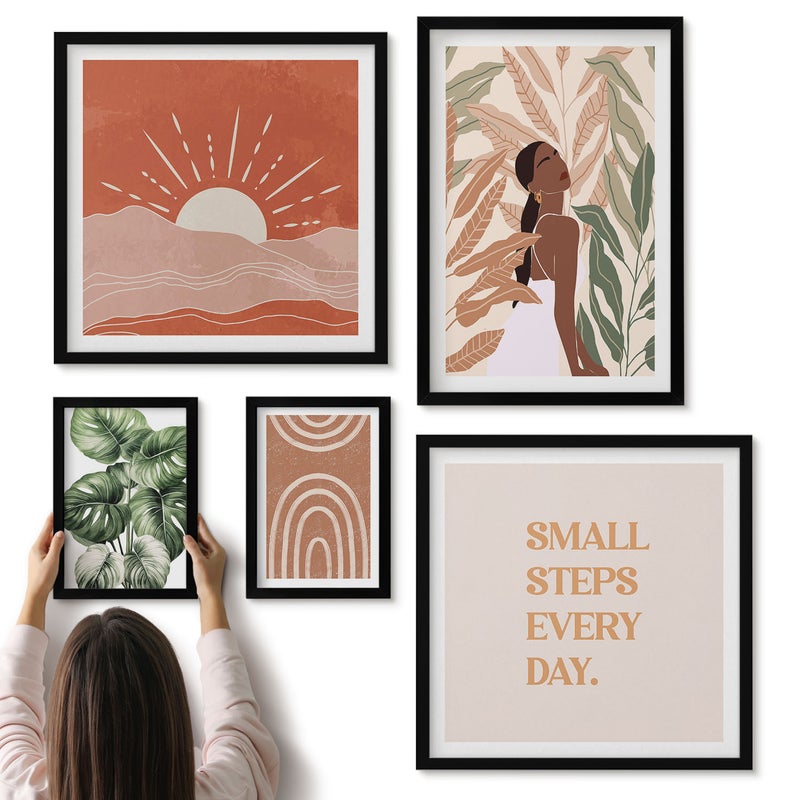 Galeria ścienna 5-częściowy komplet obrazów w czarnych ramach - Styl boho z motywem roślinnym i pozytywnymi hasłami - ArtPrintCave
