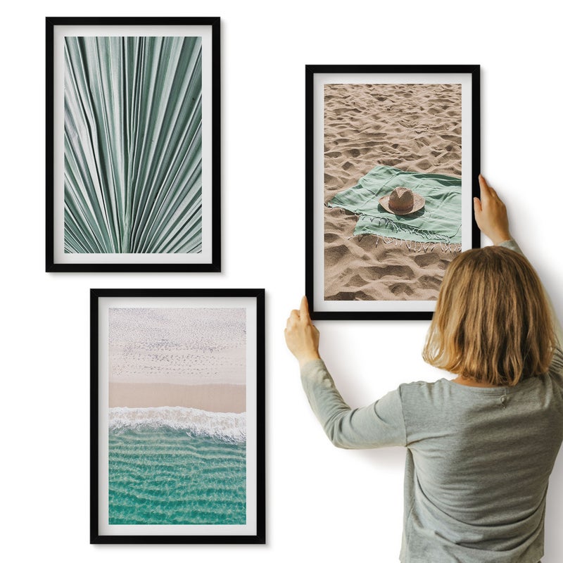Galeria ścienna 3-częściowy komplet obrazów w czarnych ramach - Wakacyjne widoki letnie na plaży nad morzem - ArtPrintCave