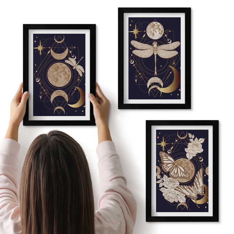 Galeria ścienna 3-częściowy komplet obrazów w czarnych ramach - Motywy przyrody z księżycem kosmosem i kwiatami - ArtPrintCave