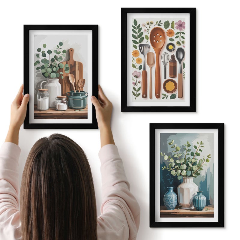 Galeria ścienna 3-częściowy komplet obrazów w czarnych ramach - Kuchenne akcesoria z roślinami w stylu nowoczesnym - ArtPrintCave