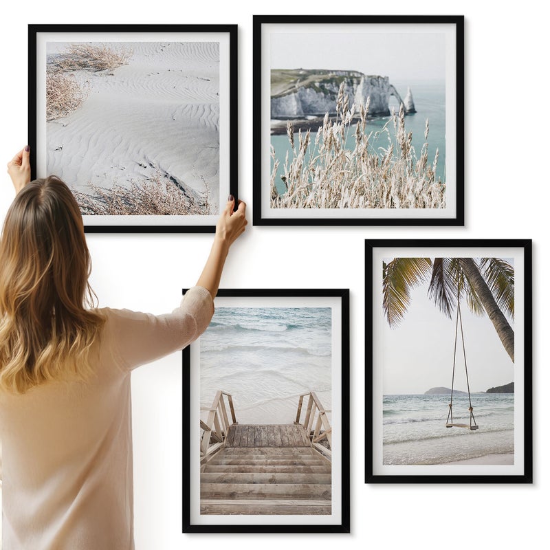 Galeria ścienna 4-częściowy komplet obrazów w czarnych ramach - Plaża z drewnianymi schodami i huśtawką nad morzem - ArtPrintCave