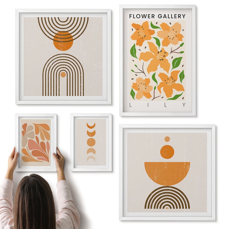 Galeria ścienna 5-częściowy komplet obrazów w białych ramach - Stylowe grafiki z kwiatami i geometrycznymi wzorami - ArtPrintCave