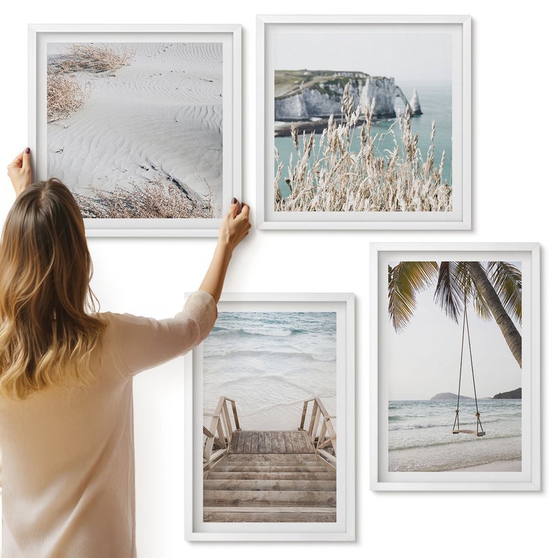 Galeria ścienna 4-częściowy komplet obrazów w białych ramach - Plaża z drewnianymi schodami i huśtawką nad morzem - ArtPrintCave