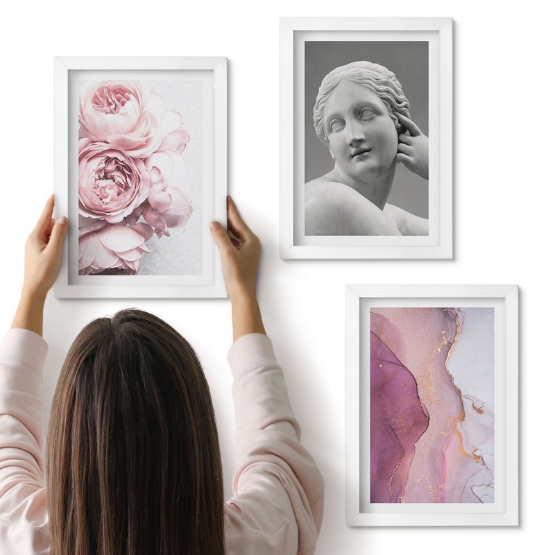 Galeria ścienna 3-częściowy komplet obrazów w białych ramach - Romantyczne piwonie rzeźba kobiety abstrakcja - ArtPrintCave