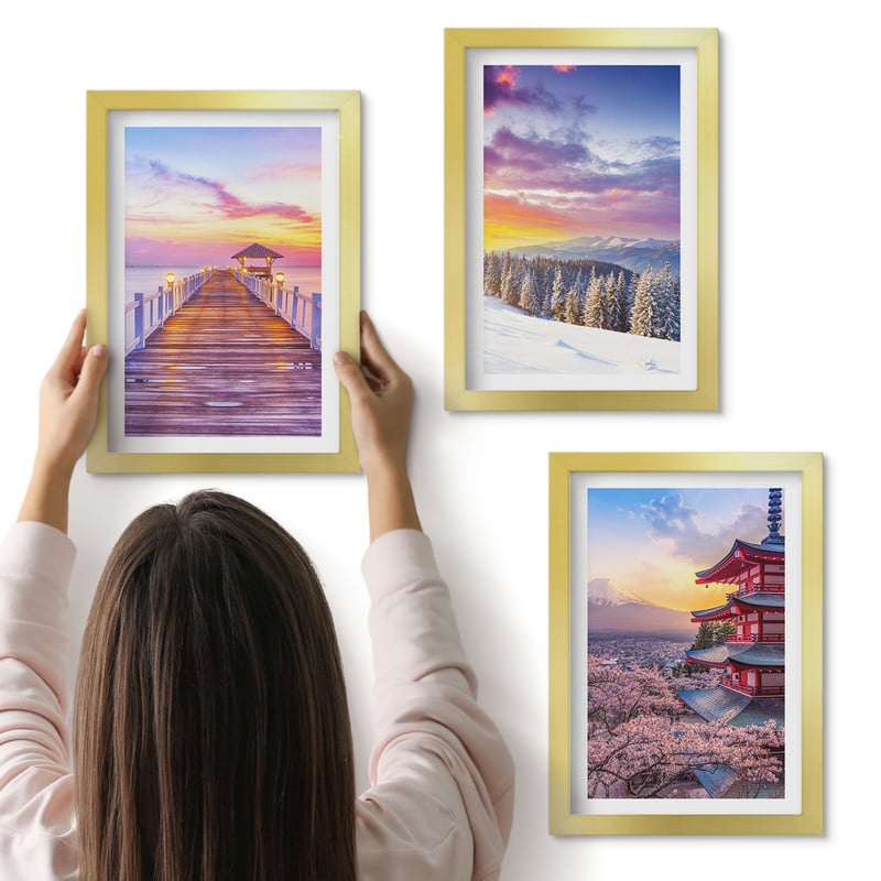 Galeria ścienna 3-częściowy komplet obrazów w złotych ramach - Romantyczne krajobrazy z malowniczym niebem - ArtPrintCave