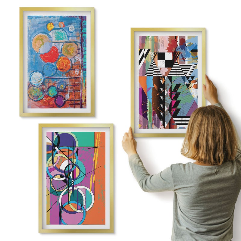 Galeria ścienna 3-częściowy komplet obrazów w złotych ramach - Kolorowe abstrakcje z okręgami i geometrycznymi wzorami - ArtPrintCave
